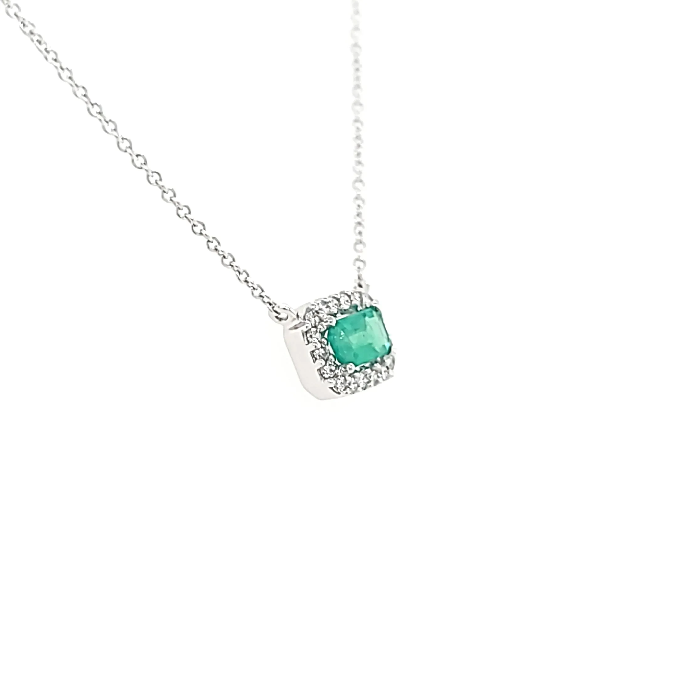 14k White Gold Emerald & Diamond Halo Necklace (I7624)