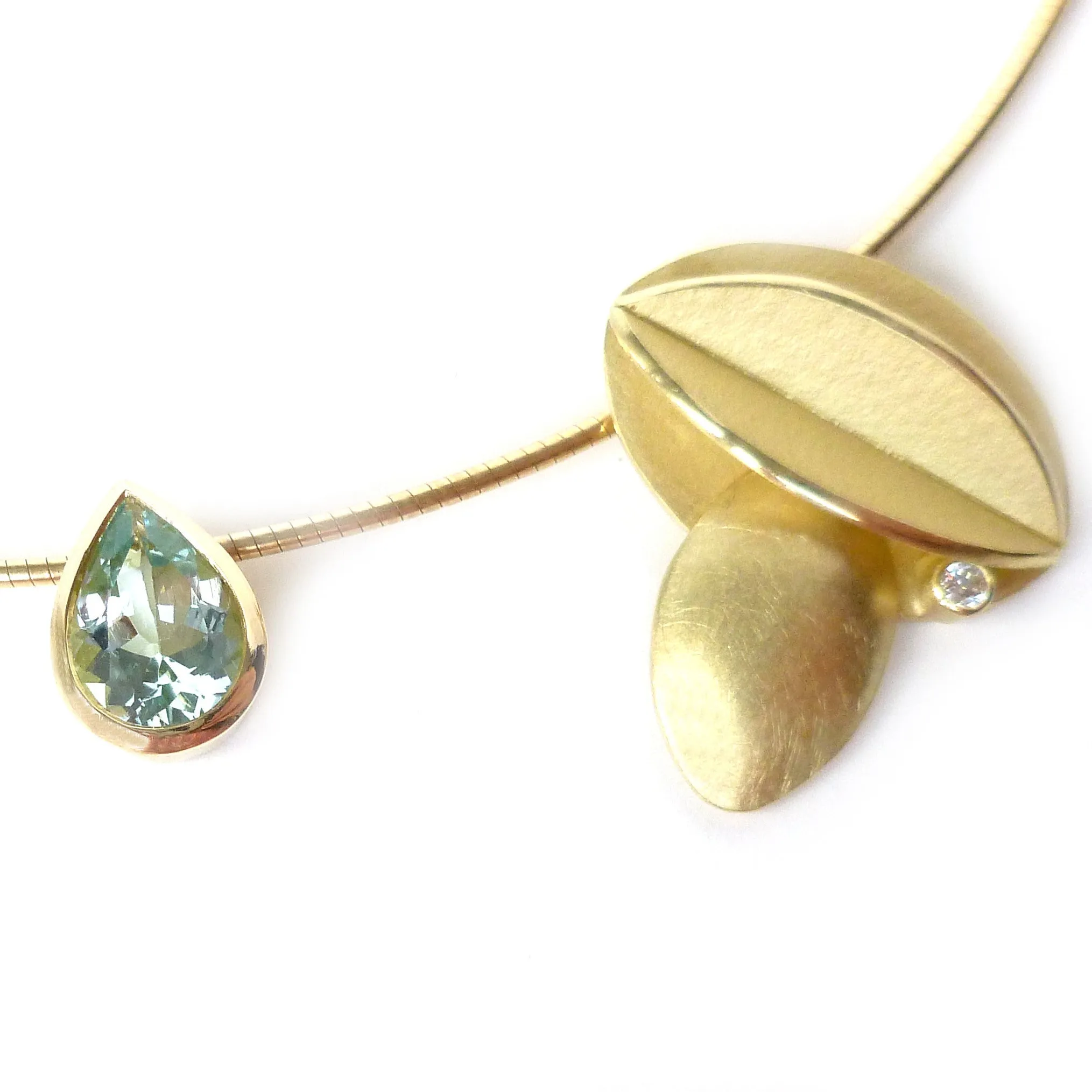 18ct Gold, Aquamarine and Diamond Necklace