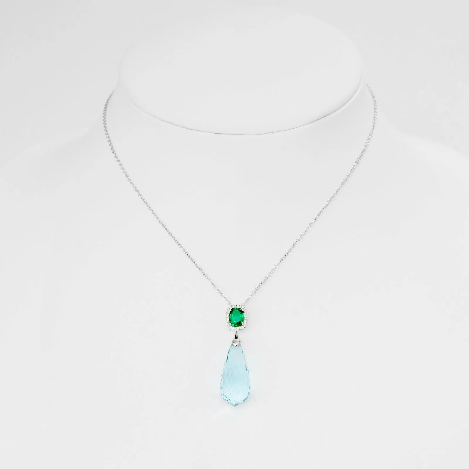 25.62 / 1.30 cts Emerald With Aquamarine Drop Gem Necklace