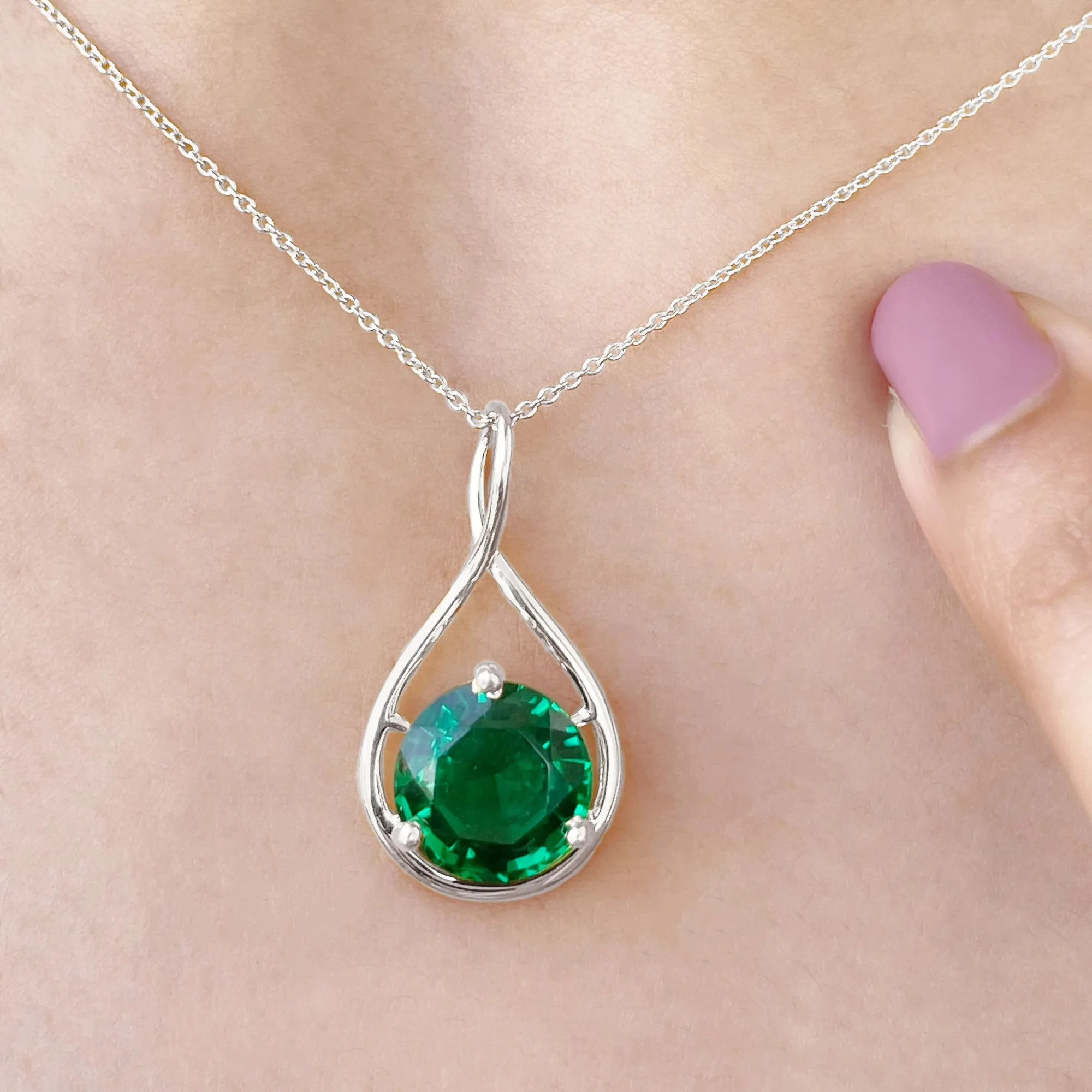 3.5 CT Solitaire Infinity Necklace with Created Emerald