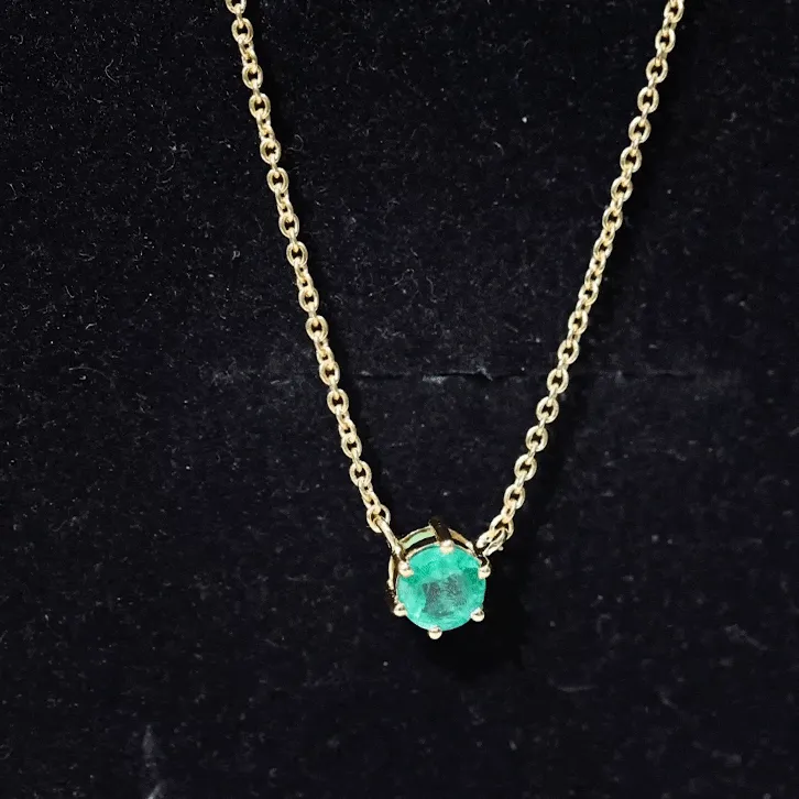 5 MM Round Cut Solitaire Emerald Necklace in 6 Prong Setting