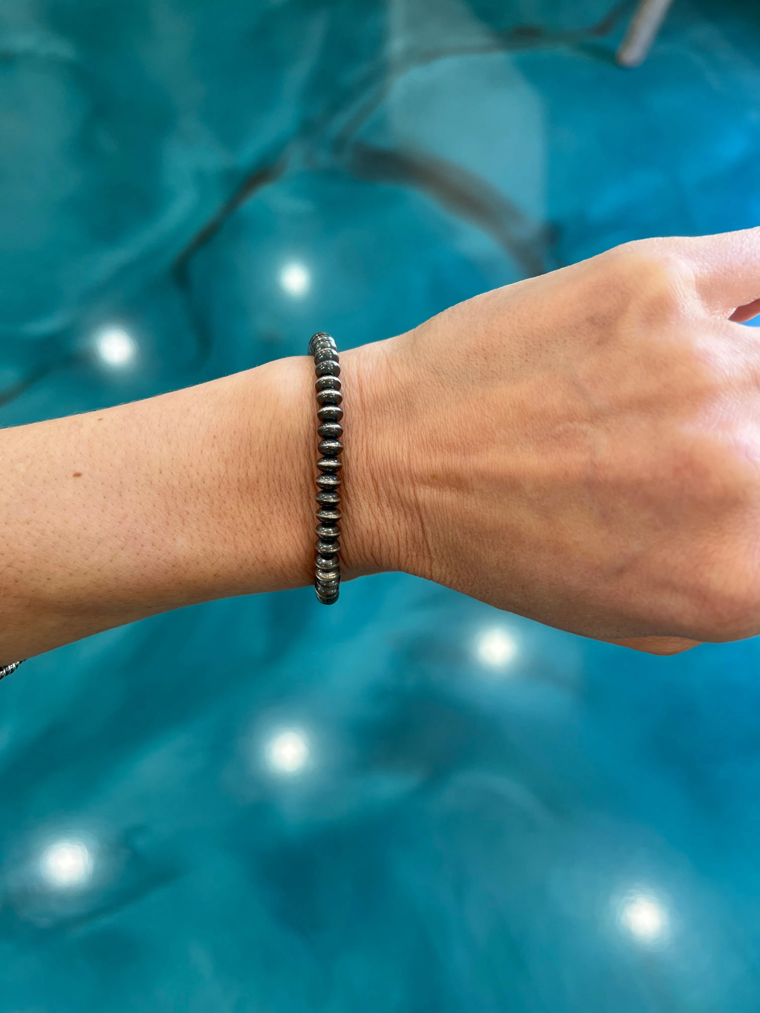 5.5mm Saucer Pearl Bracelet w/ Extension