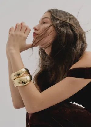 Anna Rossi Thick Warped Bangle in Gold
