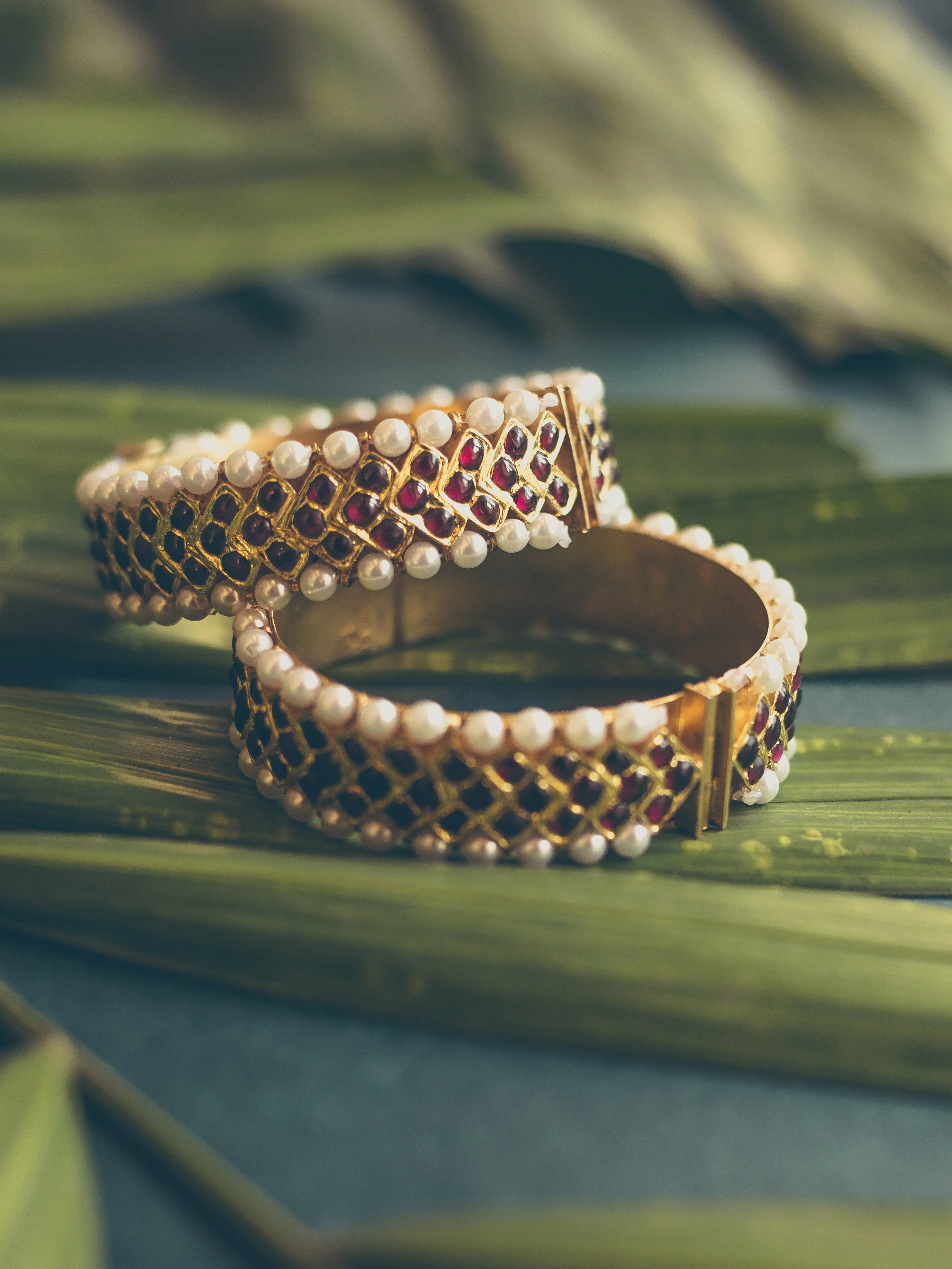 Circinate Bangle