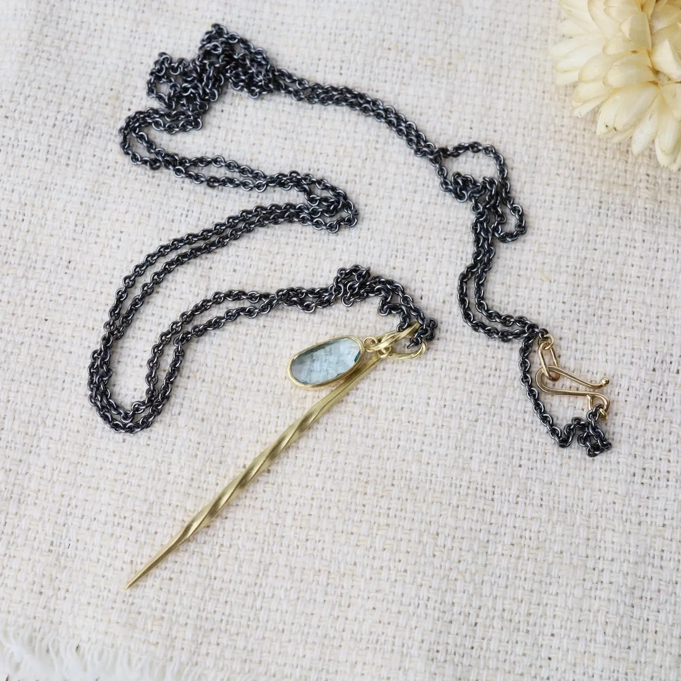 Cluster 18k Spire Necklace