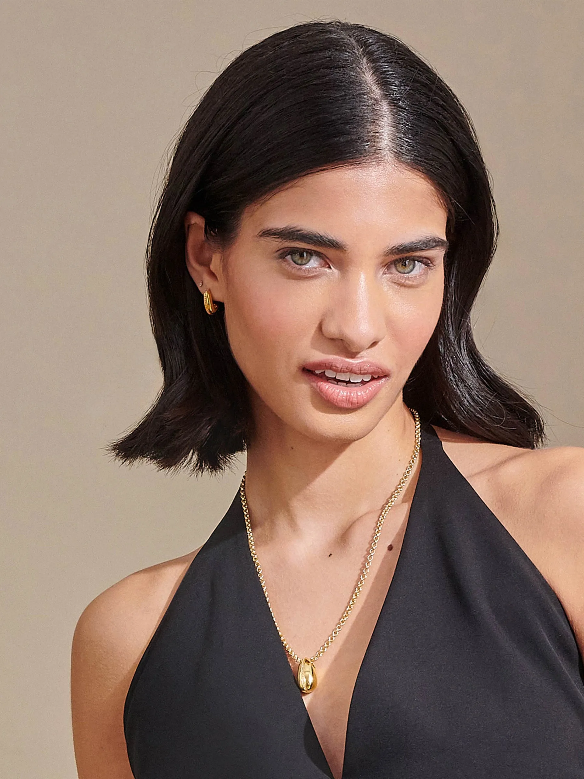 Dome pavé stud earrings