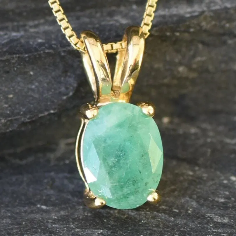 Emerald Oval Pendant - Natural Emerald Necklace, Gold Emerald Pendant