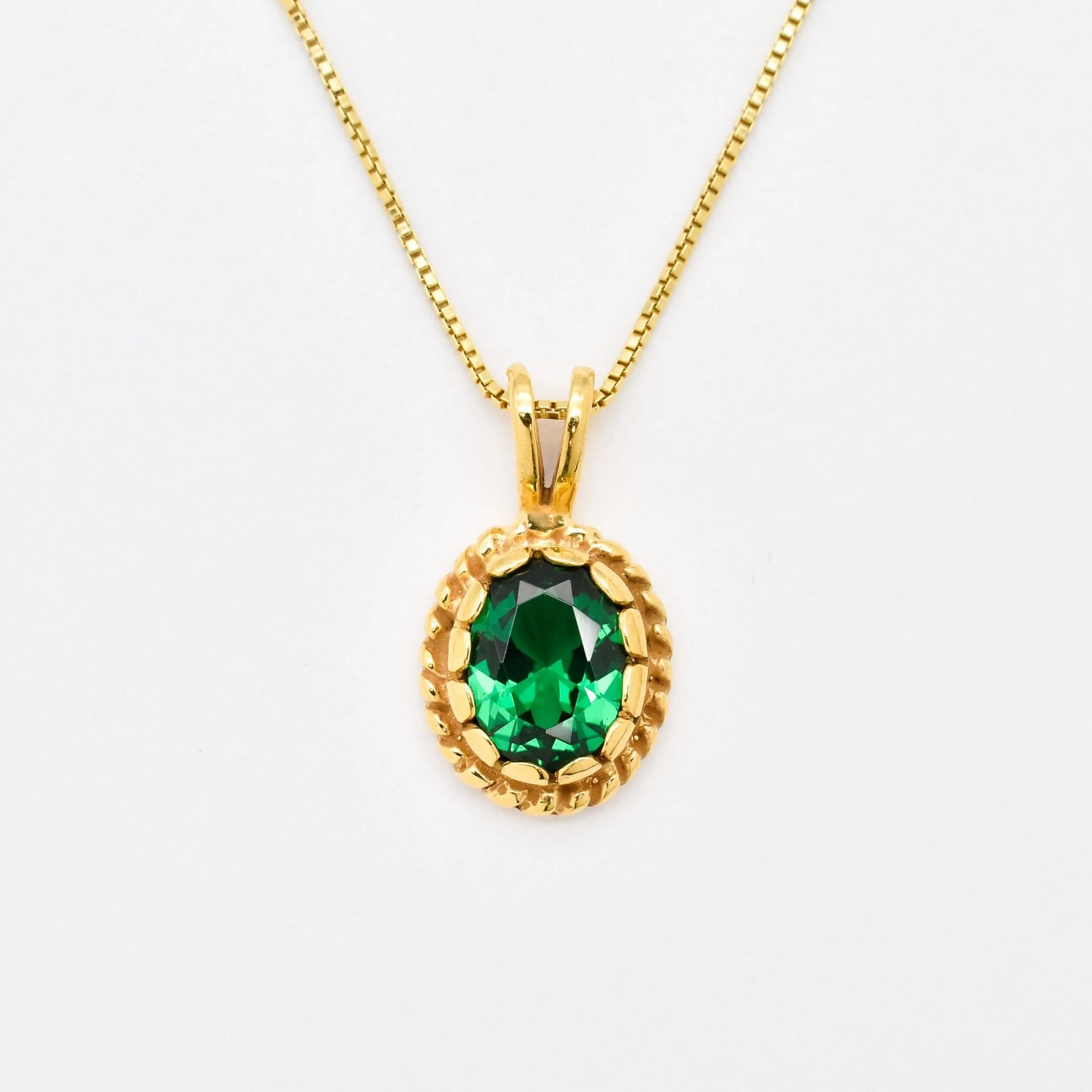 Gold Emerald Pendant - Green Vintage Necklace - Green Oval Necklace