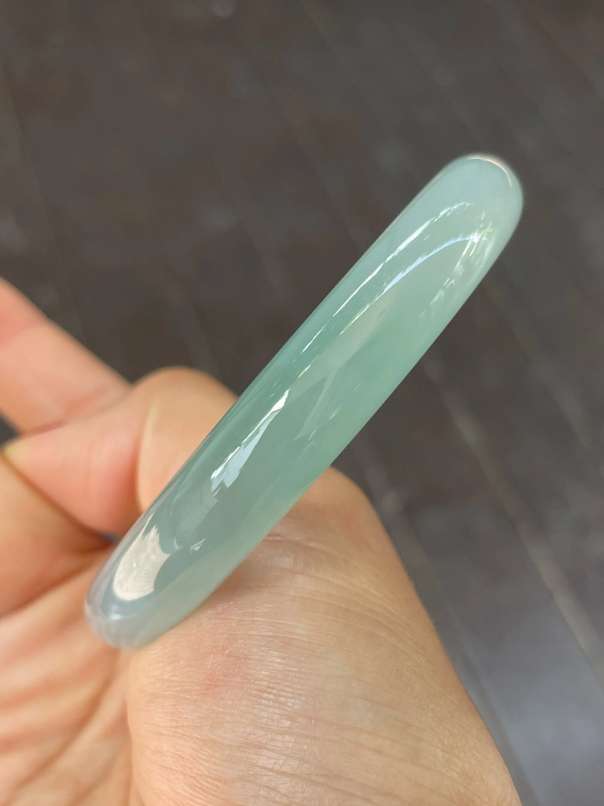 Light Green Jade Bangle | 56mm (NJBA156)