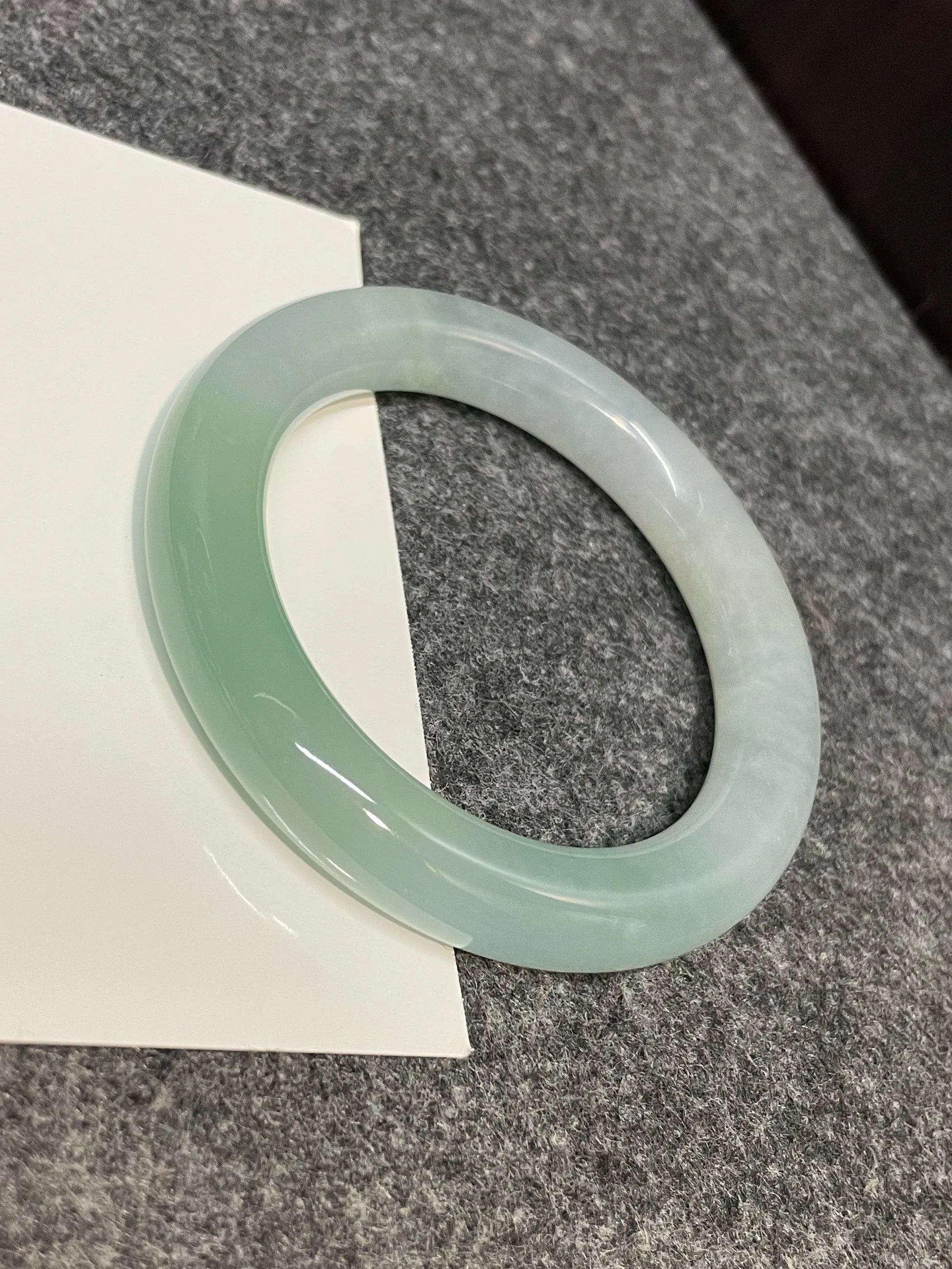 Light Green Jade Bangle | 56mm (NJBA156)