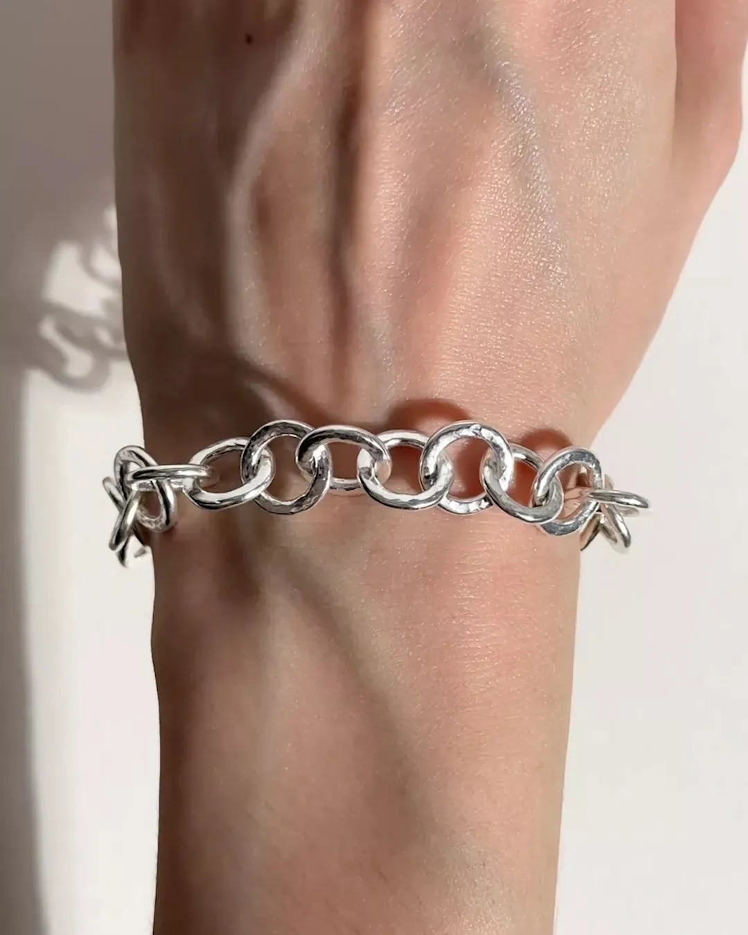 Sculpt Chain Bracelet