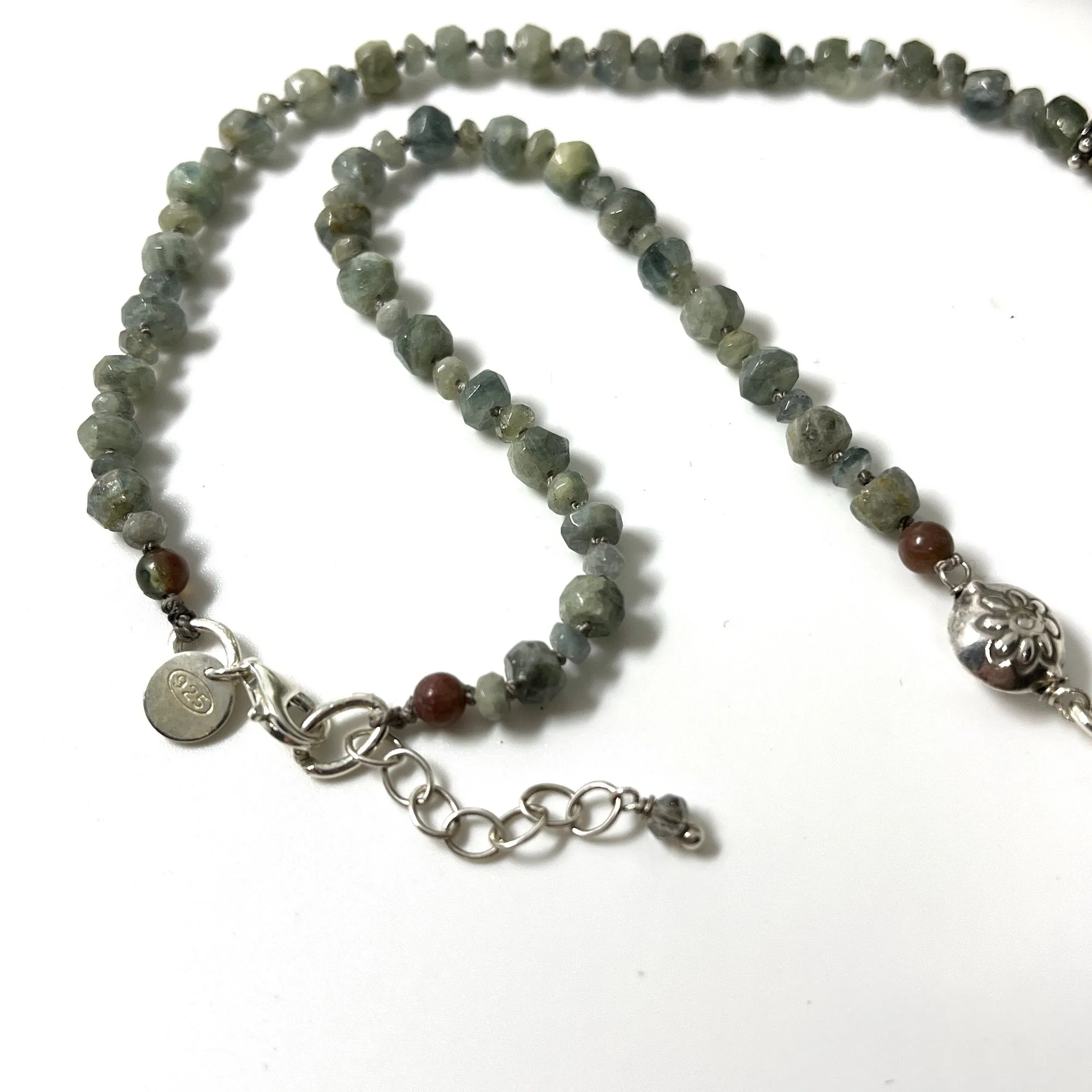 SS Charmed Moss Necklace