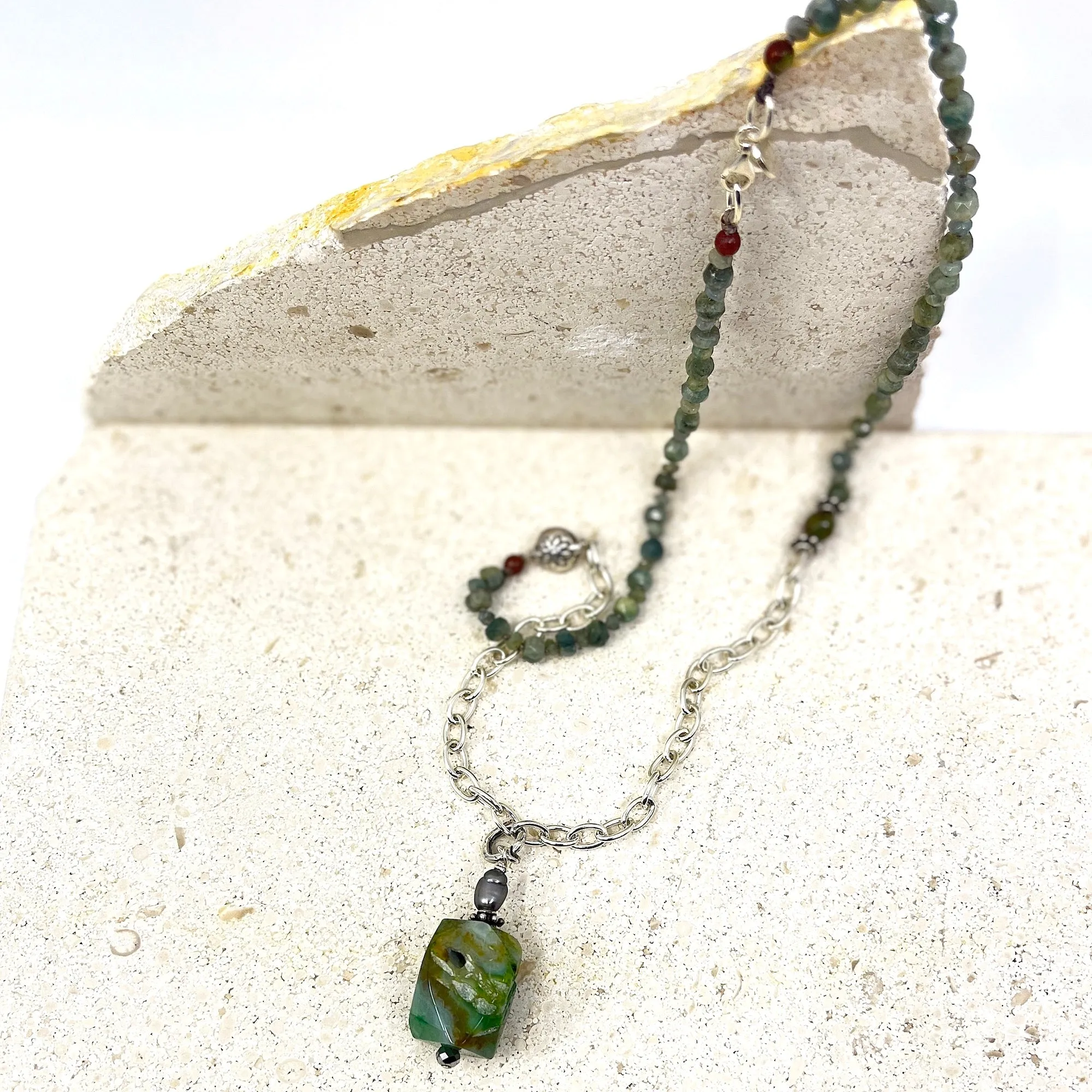 SS Charmed Moss Necklace