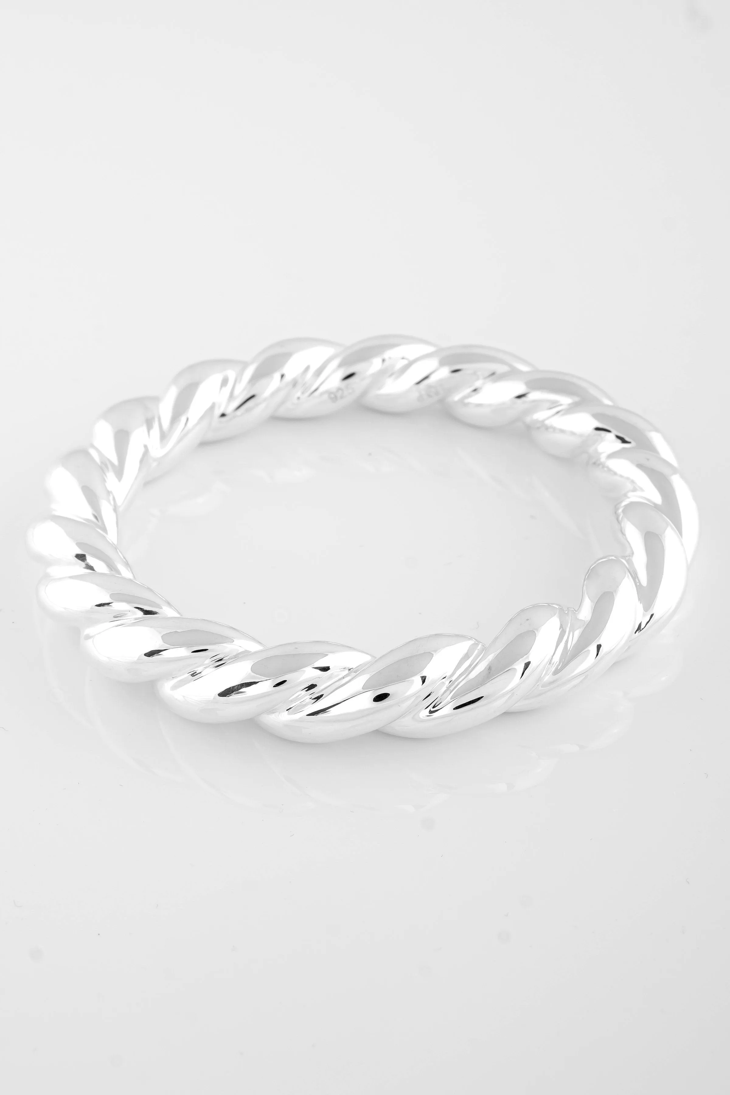 SS04 Silver Twisted Bangle