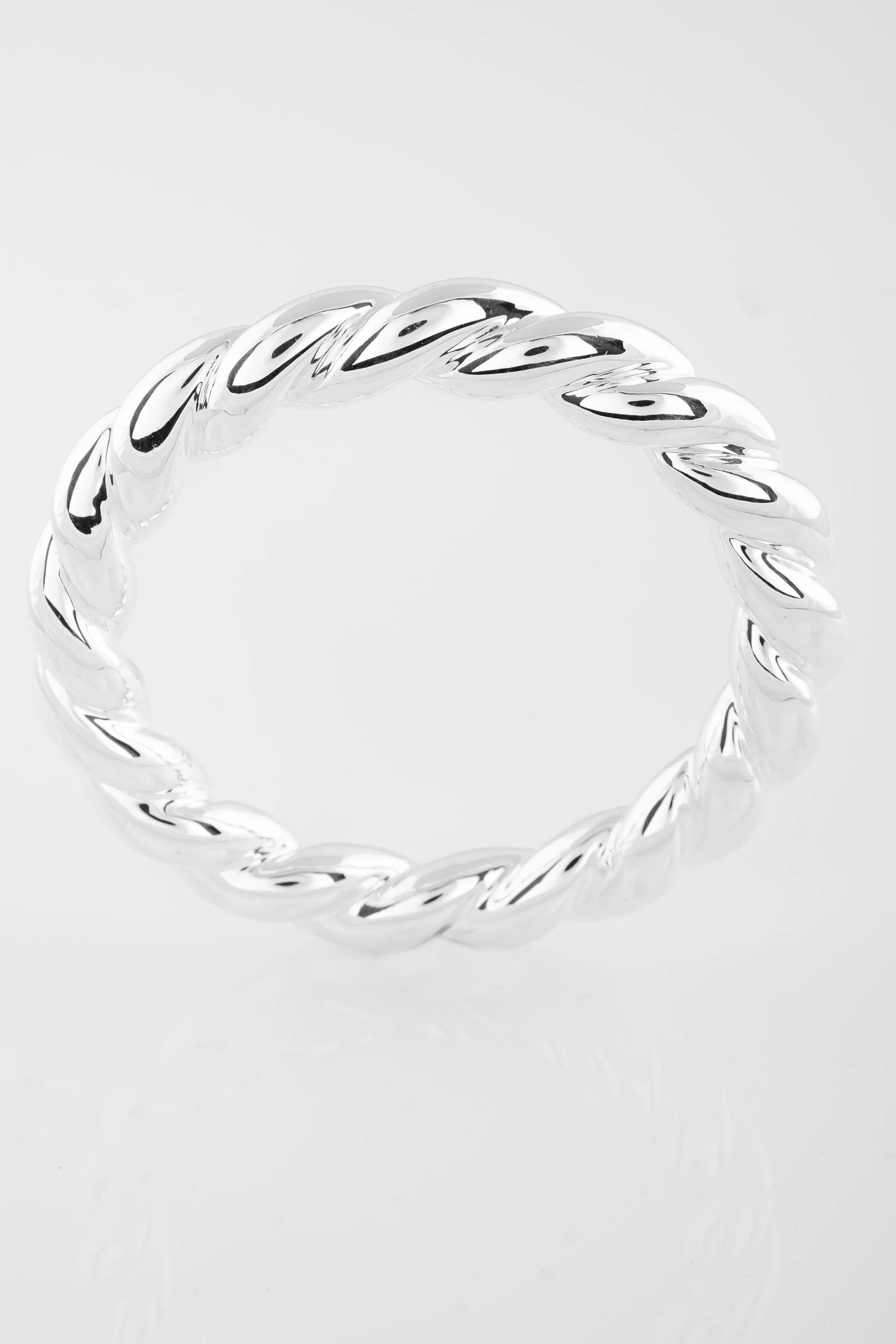 SS04 Silver Twisted Bangle